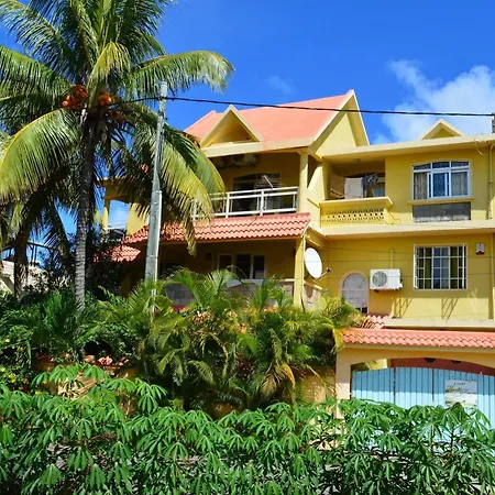 Harold Et Maryse Holiday Apartments